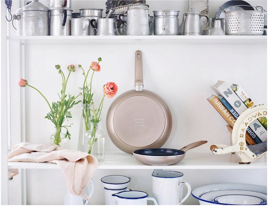 GreenPan Cambridge Koekenpan 28cm - PFAS-vrije antikleeflaag – Koekenpan inductie - Keramische koekenpan – Ovenbestendig tot 160°C – Koudgrepen - Brons