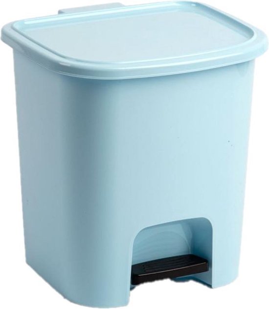 Kunststof afvalemmers/vuilnisemmers/pedaalemmers in het lichtblauw van 7.5 liter deksel en pedaal 24 x 22 x 25.5 cm