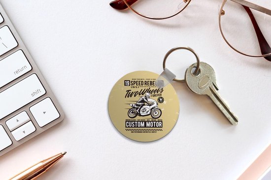 Sleutelhanger - Motor - Motorhelm - Man - Vintage - Plastic - Rond - Uitdeelcadeautjes - Mannen cadeautjes goedkoop