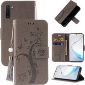 Voor OnePlus Nord Reliëf Lucky Tree Horizontale Flip Lederen Case met Houder & Kaartsleuf & Portemonnee & Lanyard (Grijs)