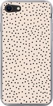Telefoonhoesje Geschikt voor iPhone SE 2022 hoesje - Stip - Beige - Zwart - Siliconen Telefoonhoesje Telefoonhoesje
