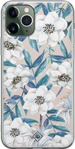 Casimoda® hoesje - Geschikt voor iPhone 11 Pro - Bloemen / Floral blauw - Siliconen/TPU telefoonhoesje - Backcover - Bloemen - Blauw