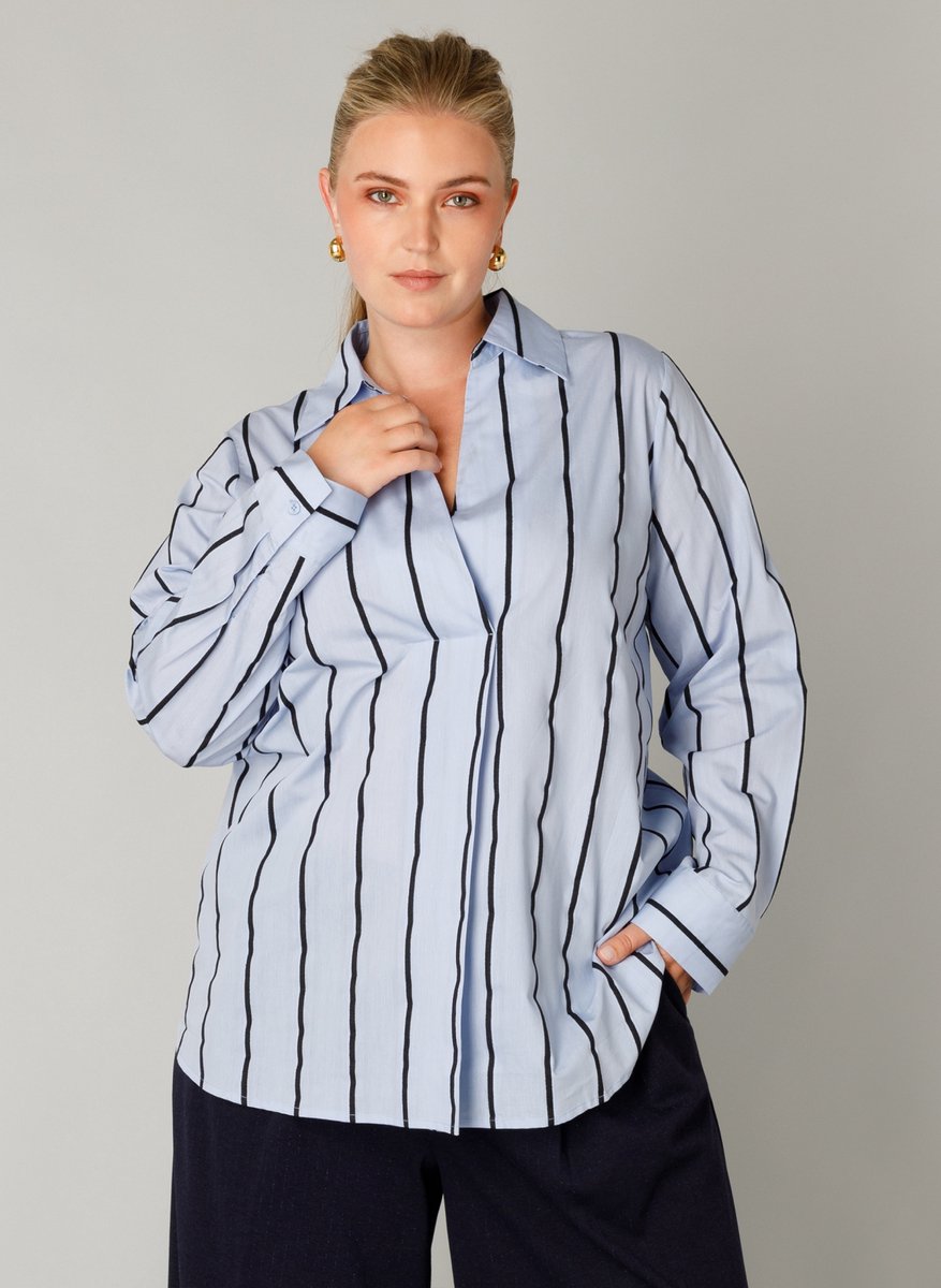 YEST CURVE Fiorenza Tops - Soft Blue - maat 2(50)