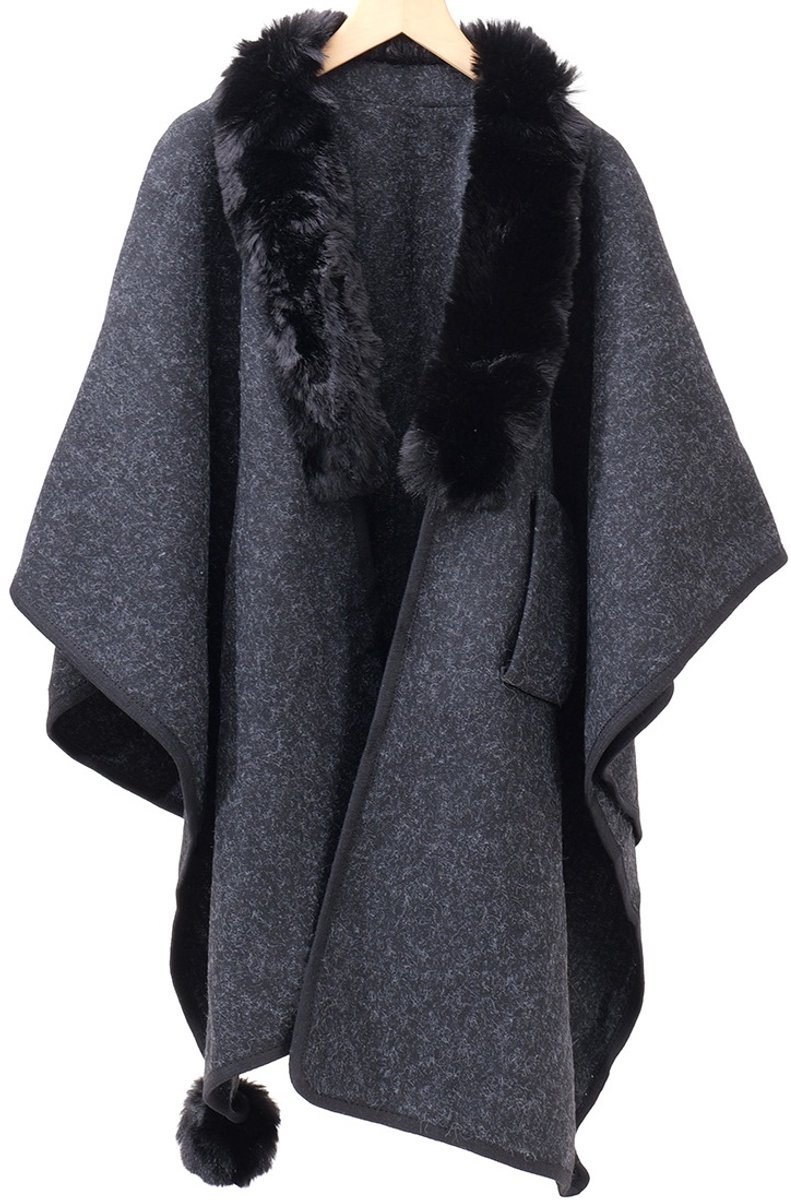 Luxury - Poncho - zwart - Black - met imitatiebont - Maat Universeel