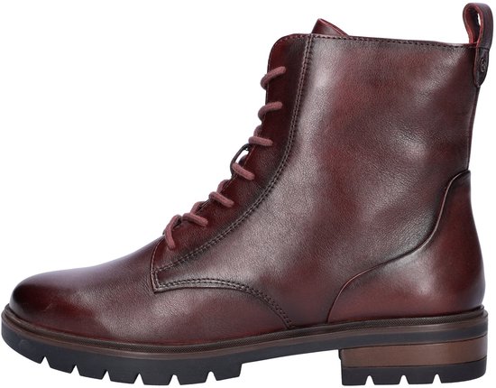 Donkerrode leren veterboot met veters en grove zool.