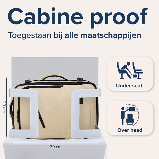 Beige rugzak past onder de stoel en in het bagagevak van het vliegtuig.