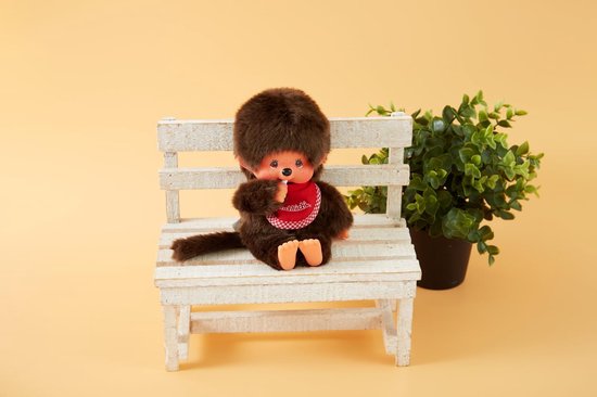 Originele Monchhichi jongen - Bruin pluche met rood slabbetje, 20 cm van Monchhichi — afbeelding 3