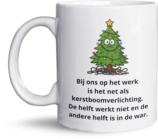 Mug humoristique de Noël pour collègues - « Au bureau, c'est comme un sapin de Noël illuminé » - Mug Humour - Cadeau de Noël original pour le bureau - Mug en céramique de 325 ml