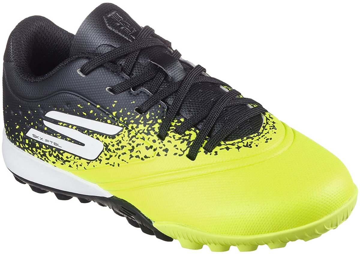 Skechers Gold Tf voetbalschoen in geel en zwart, EU 44 1/2, met rubberen buitenzool voor kunstgras.