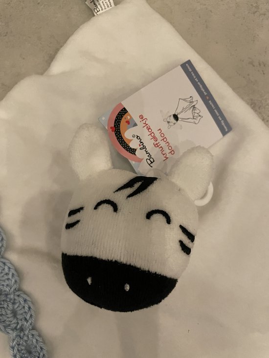 Maminobaby.nl | Baby geschenkset | Handgemaakte Speenkoord | Knuffeldoekje | Babyslofjes | Kraamcadeau | Babyshower — afbeelding 4