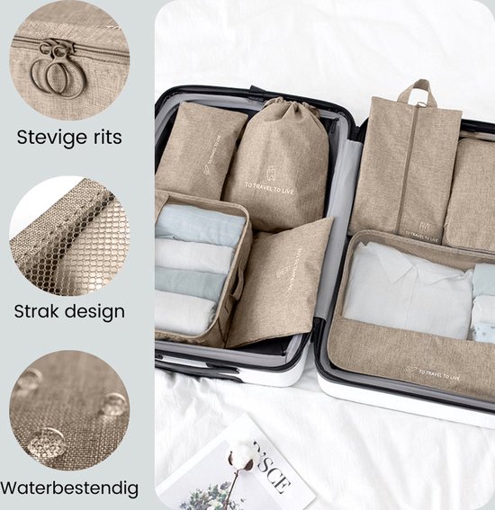 Set beige reishoesjes voor kleding en schoenen in een koffer, met rits en waterafstotende stof.
