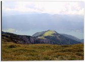 Dibond - Uitzicht over Berglandschap - 40x30 cm Foto op Aluminium (Met Ophangsysteem)