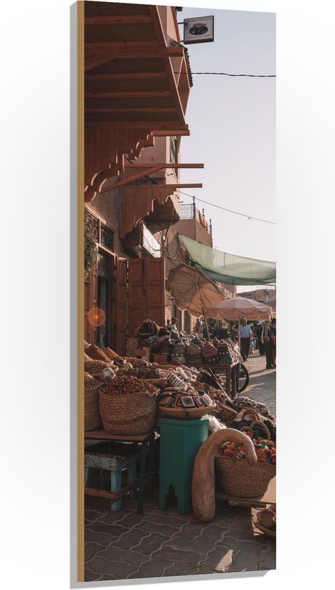 WallClassics - Hout - Markt in Marrakesh - Marokko - 50x150 cm - 9 mm dik - Foto op Hout (Met Ophangsysteem)