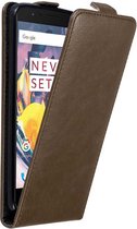 Cadorabo Hoesje geschikt voor OnePlus 3 / 3T in KOFFIE BRUIN - Beschermhoes in flip design Case Cover met magnetische sluiting