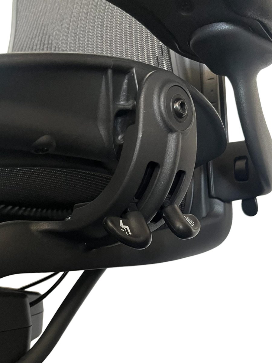Offeco Herman Miller Aeron Graphite Posture Fit Full Option thumbnail 3