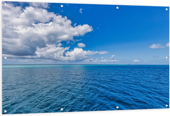 Tuinposter – Blauwe Oceaan met Bewolkte en Open lucht - 150x100 cm Foto op Tuinposter (wanddecoratie voor buiten en binnen)
