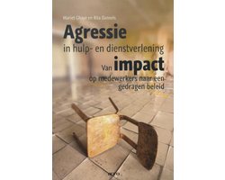 Omslag van Agressie in hulp en dienstverlening