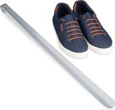 relaxdays schoenlepel 70 cm lang - schoentrekker - stabiel - metaal - ophangen - zilver
