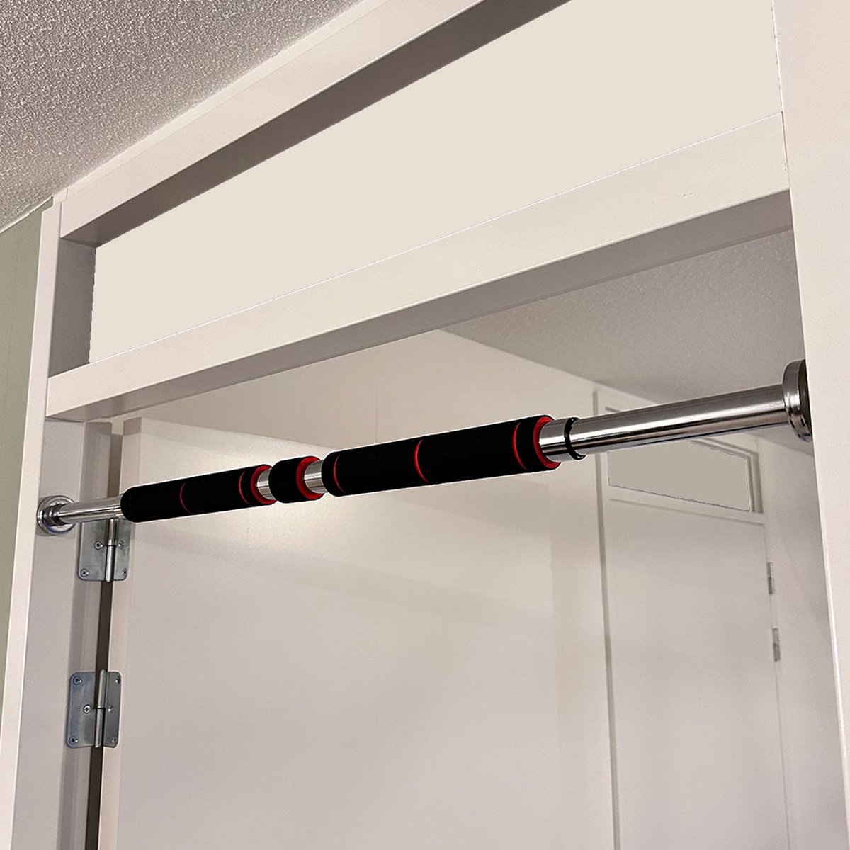 KRAKEN Pull Up Bar voor in Deuropening | Home Gym Pullup Bar Doorway | Optrekstang voor tussen deur Thuis: Ideaal voor Thuis Fitness & Krachttraining | Press-Grip Version thumbnail 2