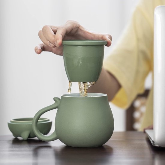 Blomus Theepot met Filter - | Interieur & Woonsite Blomus Theepot met Filter - | Interieur & Woonsite