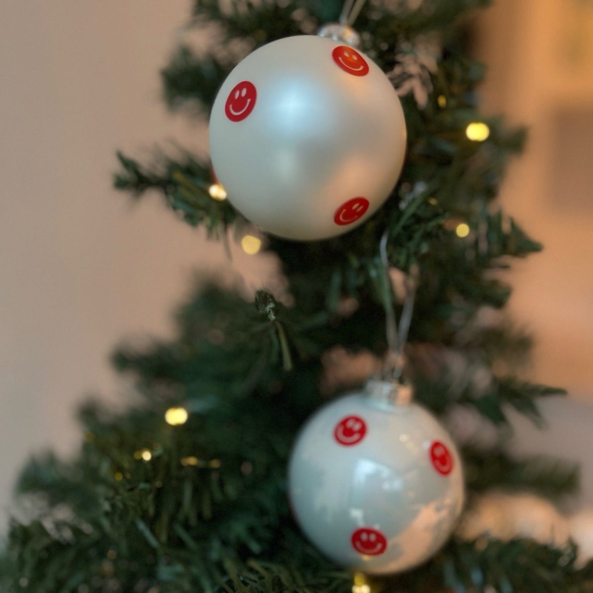 Smiley kerstballen - 2 stuks - 8cm - The Red Christmas Smiles