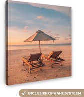 Canvas Schilderij Strand - Ligbed - Parasol - 50x50 cm - Wanddecoratie