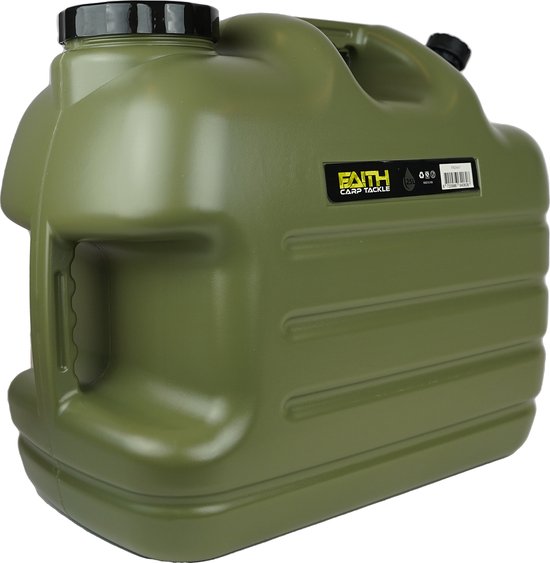 Groene 25L jerrycan van Faith Carp Tackle met label en handvat.