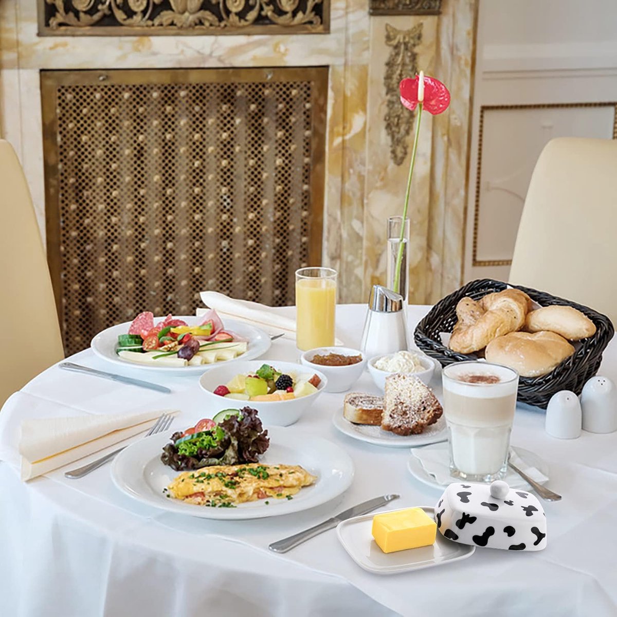 Beurrier Cloche Ancien Porcelaine Et Fleurs, Signatures - Arts De La Table