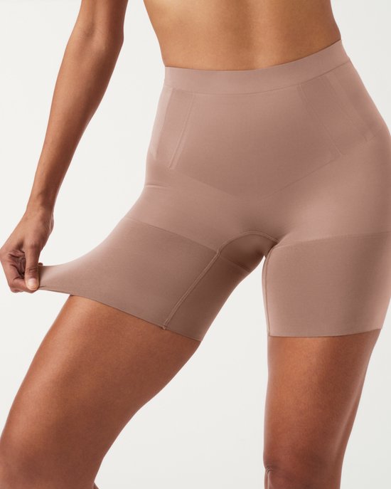 Short mi-cuisse Spanx Oncore - Couleur Dark Nude (Café au Lait) - Taille M