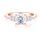 Trielle - 14k Roségouden Cushion Moissanite Verlovingsring met Peer Geslepen Zijstenen - 3.3 karaat