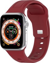 Siliconen bandje - geschikt voor Apple Watch series 1/2/3/4/5/6/7/8/9/SE/SE 2/Ultra/Ultra 2 met case size 42 mm / 44 mm / 45 mm / 49 mm - bordeaux