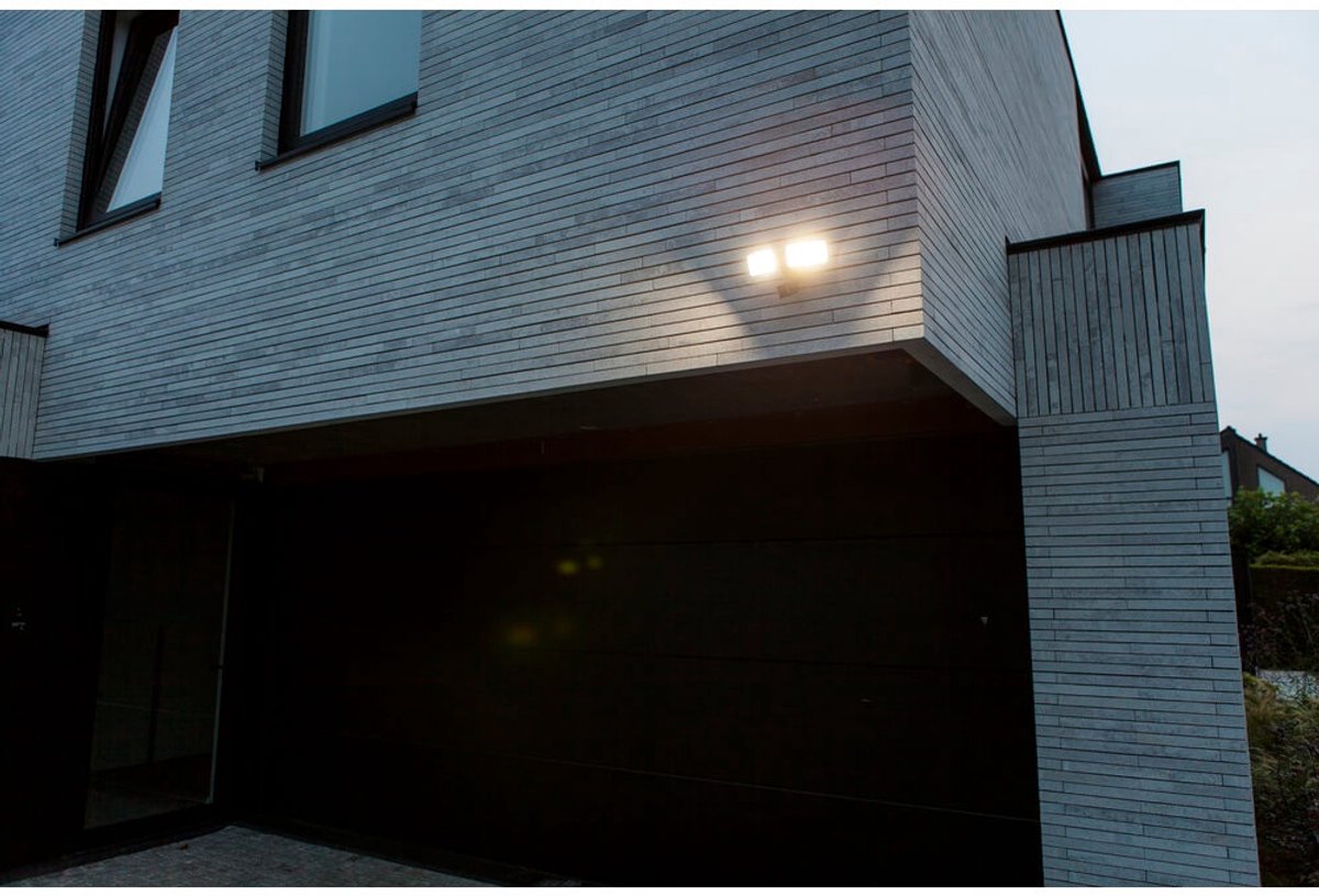 Lutec Chimera - LED security wandlamp voor buiten - Tweekoppig