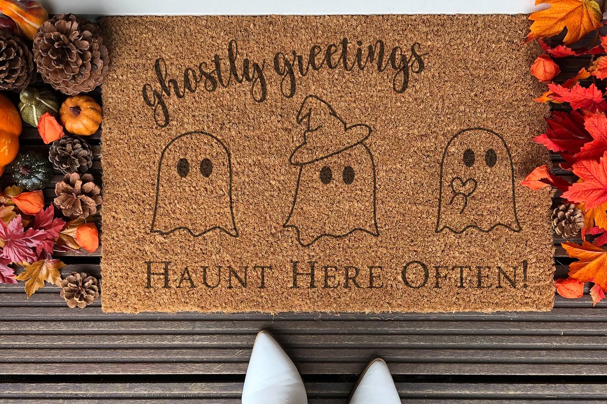Laser Point Ghost Halloween | 90x60 cm | Nieuwe huis cadeau | Ingangsmat | Deurmat met stijl | Verhuizing cadeau | Praktisch & trendy | Perfect voor binnenkomst | Cadeau voor nieuwe woning Bruin | Zwart (Gravering 90x60)