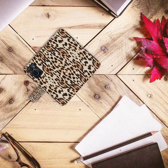 Couverture de livre OPPO A76 | A96 Coque Smartphone Léopard