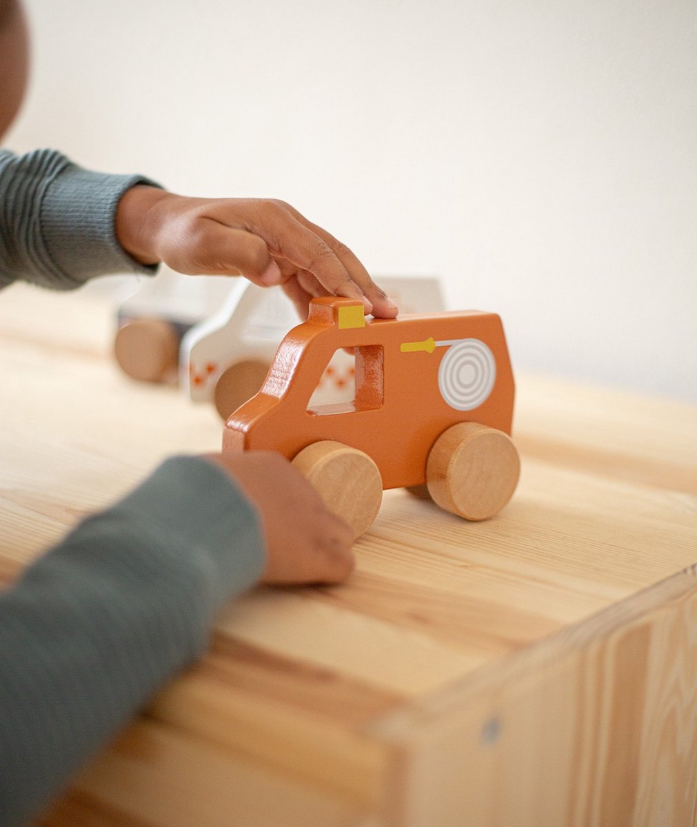 Tryco Houten Brandweerauto - Houten Speelgoedauto - Brandweerwagen met Handvat - Stimuleert Fantasierijk Spel - Vanaf 18 Maanden Rood — afbeelding 5