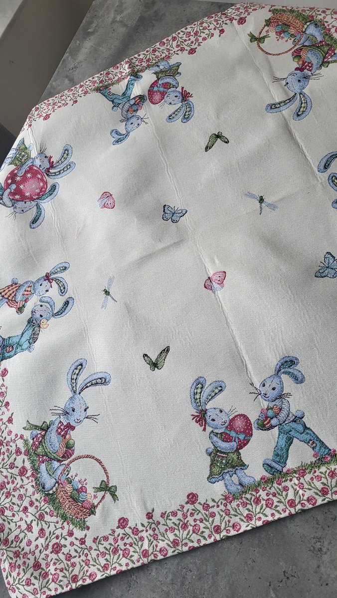 Luxe Gobelinstof Tafelkleed Easter Pasen Liefde Tafellaken 100*100 cm