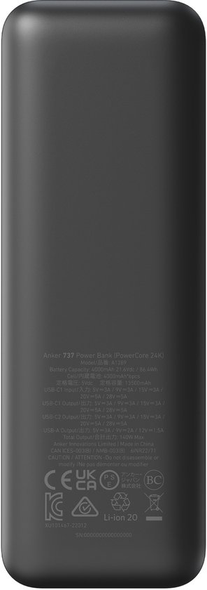 Zwarte powerbank met productinformatie en logo's op de achterkant.