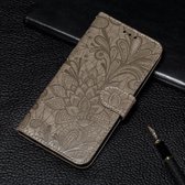 Voor Moto G8 Power Lace Flower Embossing Pattern Horizontale Flip lederen tas met houder & kaartsleuven & portemonnee & fotolijst & lanyard (grijs)