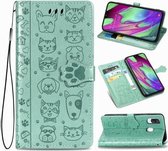 Voor Galaxy A40 schattige kat en hond reliëf horizontale flip lederen tas met beugel / kaartsleuf / portemonnee / lanyard (groen)