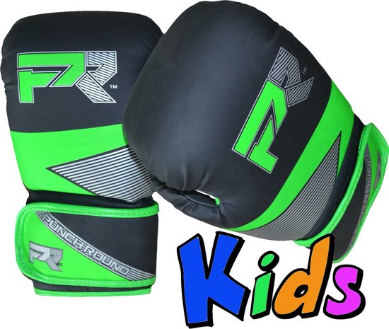 Zwarte bokshandschoenen voor kinderen met groene logo's en lijnen. 'Kids' staat erop.
