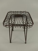 Metalen Krukje - Antiek bruin stoeltje - Voor binnen & buiten - 44 cm hoog