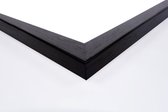 Photo encadrée - Feuille d'or avec une pointe sur fond noir cadre photo noir sans passe partout 20x30 cm - Affiche encadrée (Décoration murale salon / chambre)