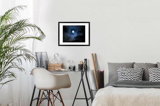 Cadre photo avec affiche - Une pleine lune plane sur Inverness écossais la nuit - 40x30 cm - Cadre pour affiche