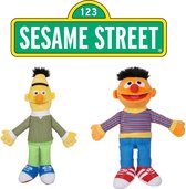 Sesamstraat knuffels Bert en Ernie  (+/-38 cm), merk : Sesame street