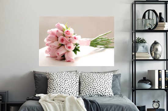 Sticker Muursticker Rose rose - bouquet de rose rose sur une table blanche - 120x80 cm - film adhésif autocollant - sticker mural repositionnable