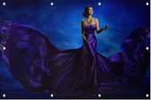 Vrouw in haar blauwe jurk - Foto op Tuinposter - 120 x 80 cm
