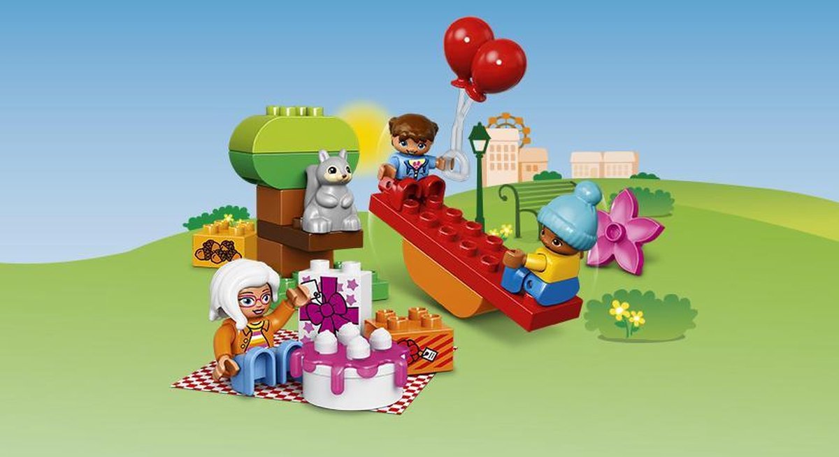 bagageruimte nogmaals Aanwezigheid LEGO DUPLO Verjaardagspicknick - 10832 | bol.com