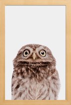 JUNIQE - Poster met houten lijst Owl -13x18 /Bruin