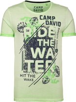 Camp David ® gestreept T-shirt met gebruikte randen en print op de voorkant