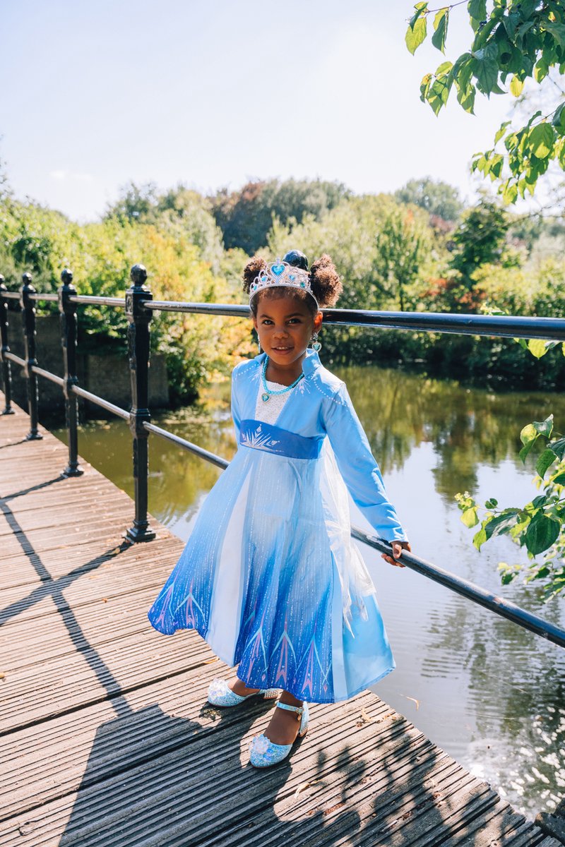 Frozen Elsa jurk - Het Betere Merk prinsessenjurk meisje - Elsa jurk - verkleedkleren meisje - kroon - tiara - toverstaf - maat 122/128 - prinsessen accessoire set — afbeelding 6